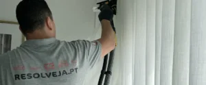 Limpeza de cortinados ao domicílio: cuidados na hora de contratar.